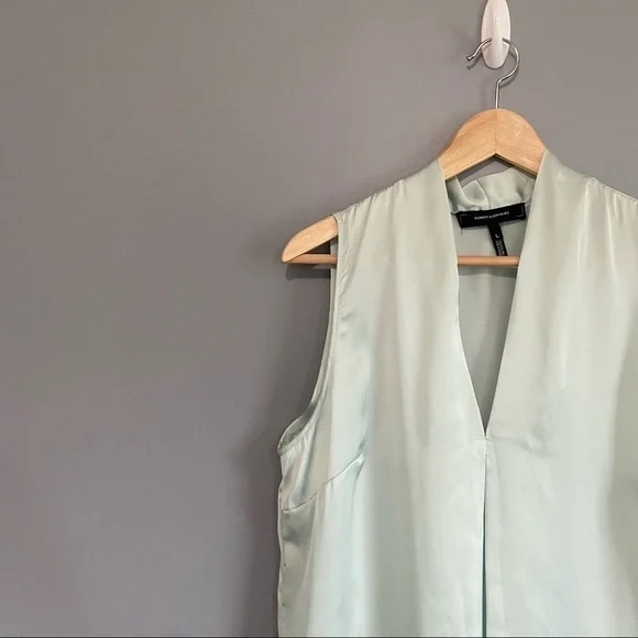 Robert Rodriguez Satin Emilia Inverted Front Pleat Top Green Size L Sleeveless - Picture 3 of 8